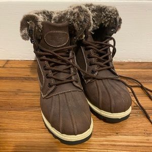 Winter boots